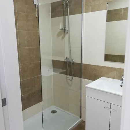 펜사오 노바 고아 게스트하우스 리스본